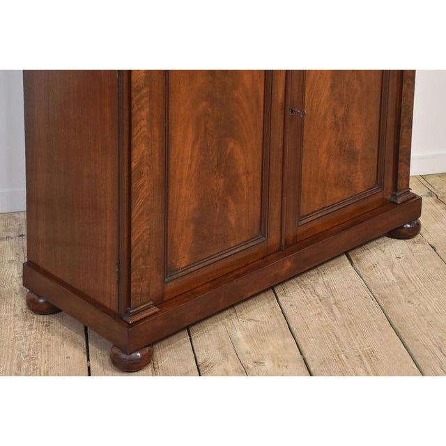Brown Mahogany Open Bookcase, 19th Century For Sale - Image 8 of 16