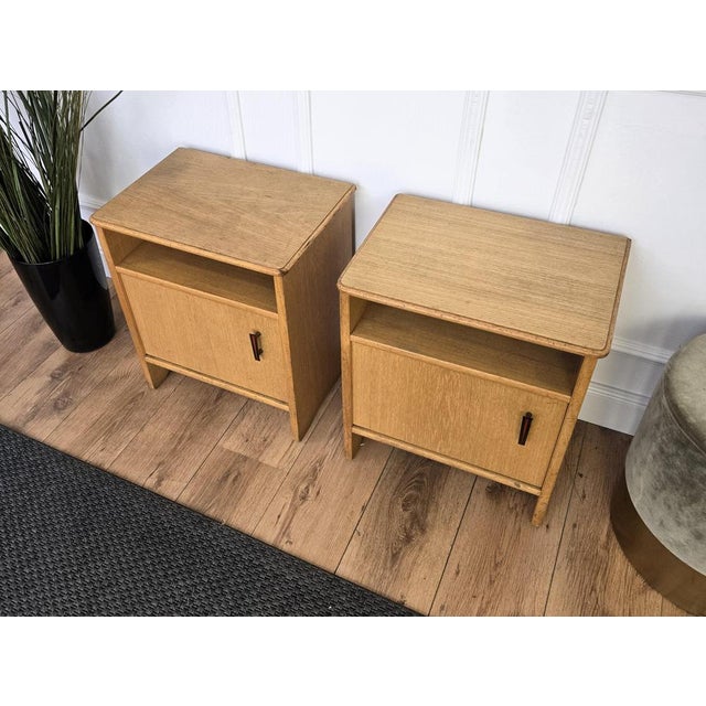 Mid-Century Modern Italian Wood Nightstands, 1950s, Set of 2 For Sale - Image 6 of 10