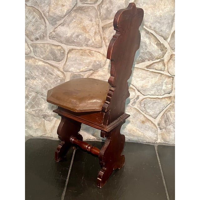 Spanish Revival Mid 20th Century Spanish Renaissance Revival Carved Walnut Sgabello Hall Chair With Leather Seat For Sale - Image 3 of 11