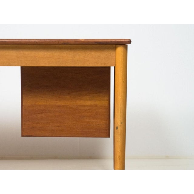 Model 130 Desk in Teak and Beech by Børge Mogensen for Søborg Møbelfabrik For Sale - Image 10 of 15