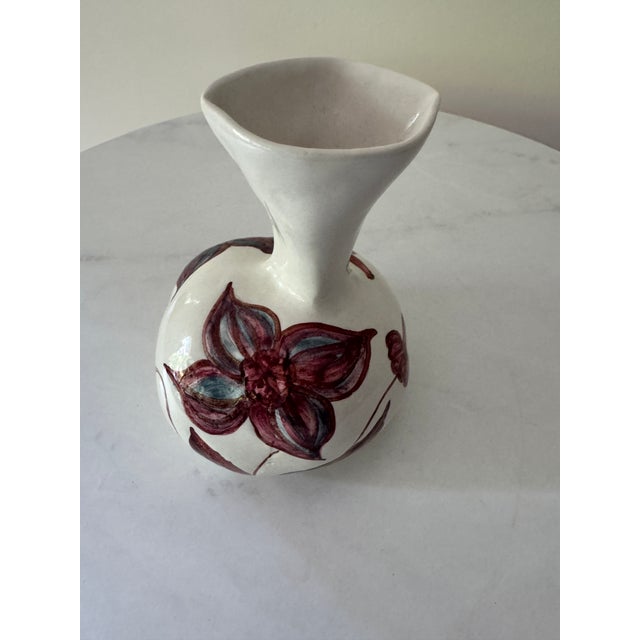 Traditional Vintage Bray Design Irish Pottery Vase | Handmade Ireland | Hand-Painted Clematis Floral | Studio Art Pottery | Irish Gift | Signed For Sale - Image 3 of 7