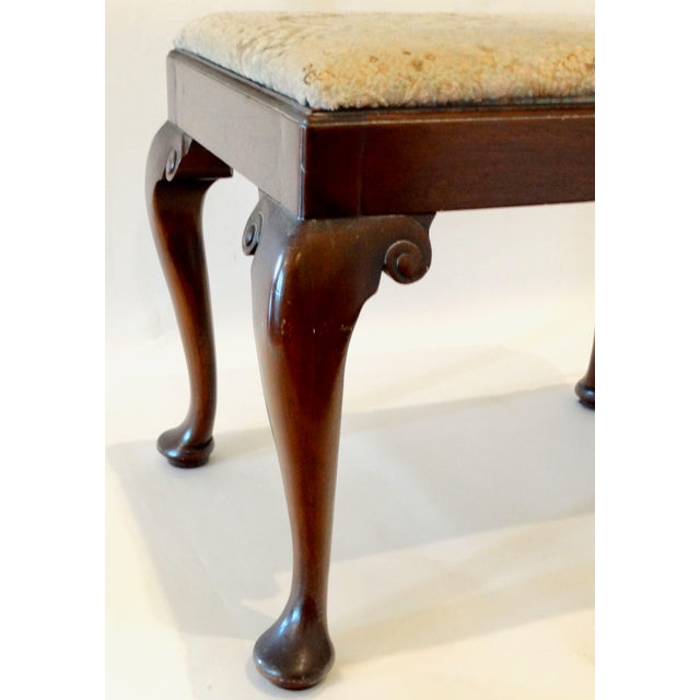 Mid 20th Century Queen Anne Style Upholstered Mahogany Bench For Sale - Image 5 of 12