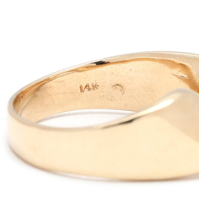 Early 21st Century 3d Twist Band Ring, 14k Yellow Gold, Ring Size 5.5, Stackable For Sale - Image 5 of 7