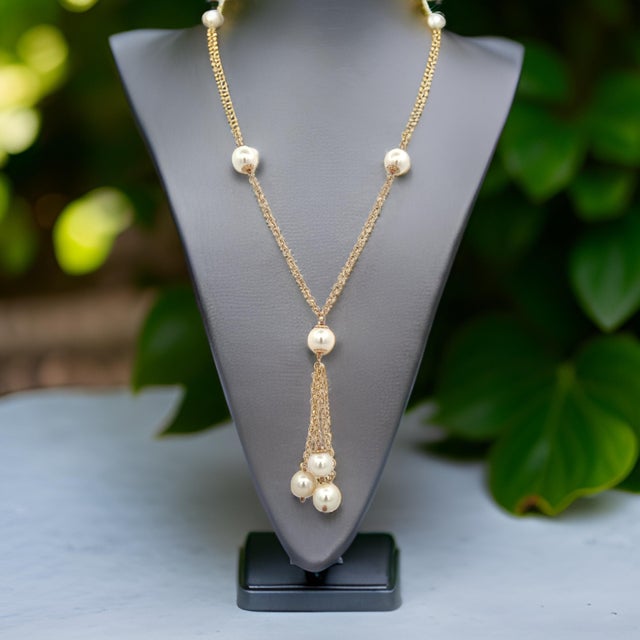 Akoya Pearl Necklace 14 Karat Gold Women Certified For Sale - Image 11 of 18