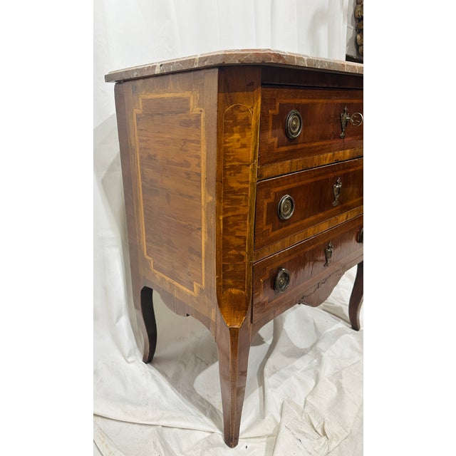 Late 18th Century Louis XV Style Inlaid Mahogany Petite Commode For Sale - Image 4 of 9