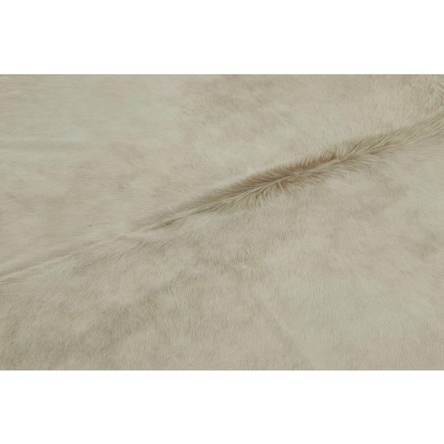 Rug & Kilim’s Contemporary Cowhide Rug in Soft Beige & Brown Tones For Sale In New York - Image 6 of 9