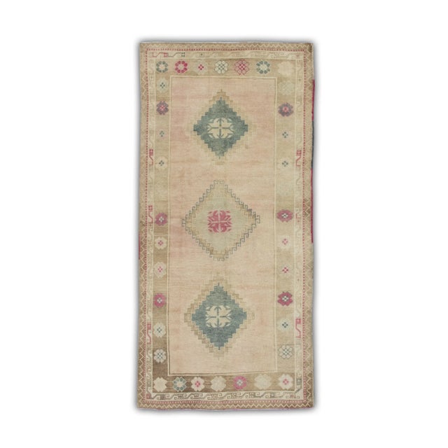 1960s Multicolor Vintage Turkish Rug 4'4" X 9'1" For Sale In Houston - Image 6 of 6