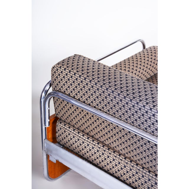 Bauhaus Sofa in Chrome and Oak attributed to Hynek Gottwald, Czech, 1930s For Sale - Image 10 of 12