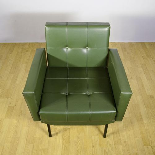 1970s Green Leatherette Armchairs with Metal Frames and Foam Padding, 1970s, Set of 2 For Sale - Image 5 of 9