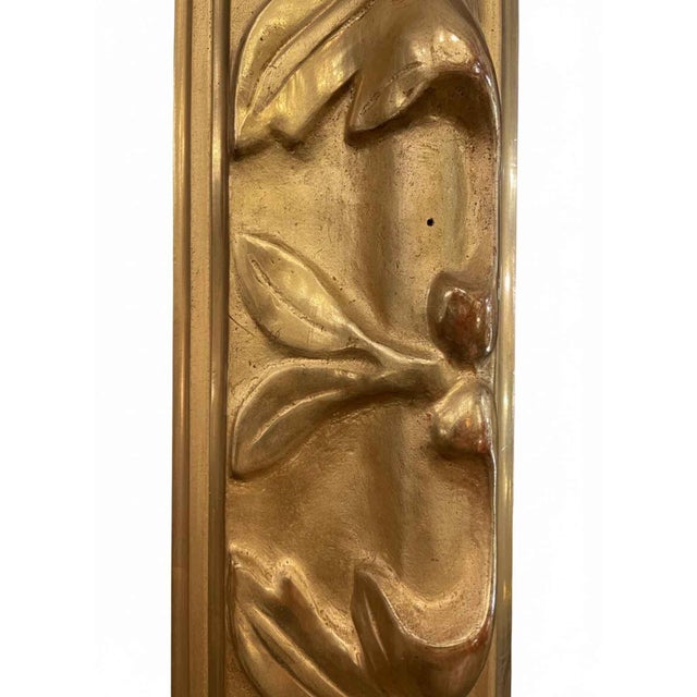 Antique 17th-century Emilian carved and gilded frame in good condition. This 17th-century frame is made of carved and...
