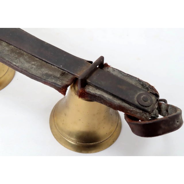 Nice Original Set of 3 Antique American Leather & Brass Horse Drawn Snow Sleigh & Buggy Bells For Sale In Boston - Image 6 of 13