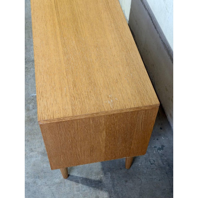 1980s Vintage Danish Modern Oak Media Console / Low Tv Stand With Drawers For Sale - Image 5 of 10