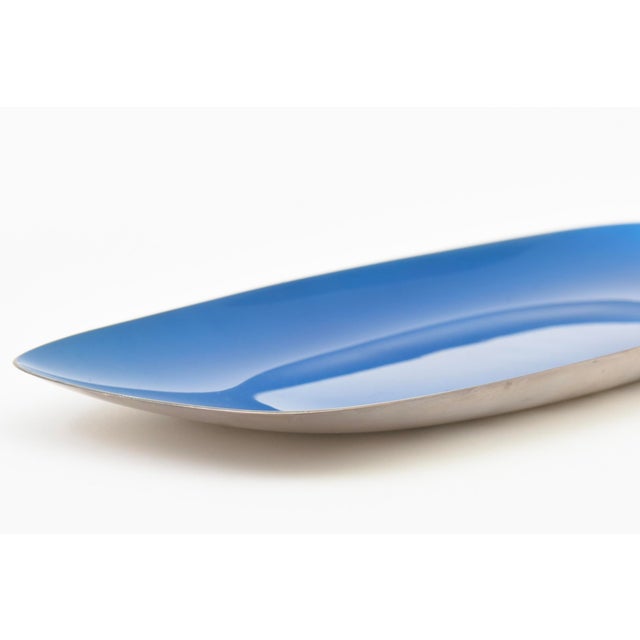 Vintage Reed and Barton Silver-Plate and Sapphire Blue Enamel Tray or Bowl, 1950's For Sale In Miami - Image 6 of 10
