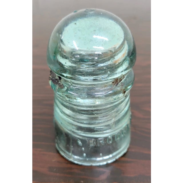 Early 20th Century Vintage Light Teal Aqua Brookfield New York Glass Insulator For Sale - Image 5 of 10
