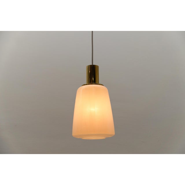 1960s Mid-Century Modern Glass Pendant Lamp from Limburg, Germany, 1960s For Sale - Image 5 of 7