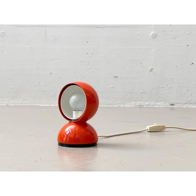 Eclisse Orange Table Lamp by Vico Magistretti for Artemide, Italy, 1960s For Sale - Image 3 of 13