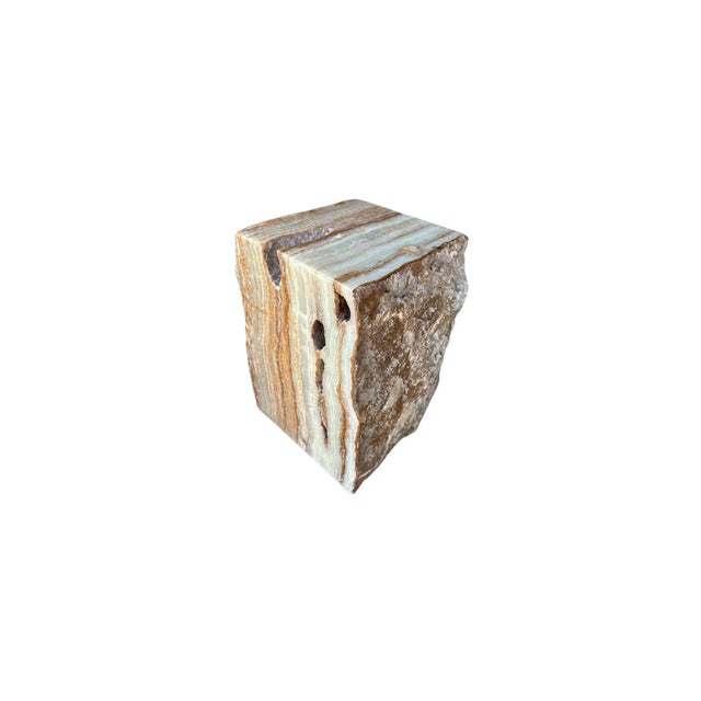 Contemporary Jupiter Onyx Marble Side Table With Stunning Textures, Modern Organic For Sale - Image 3 of 8