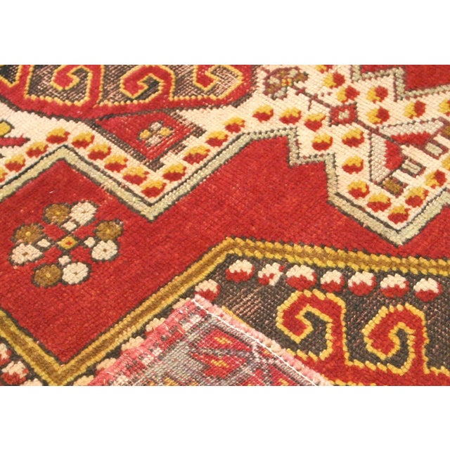 1960s Turkish Oushak Rug For Sale - Image 4 of 5