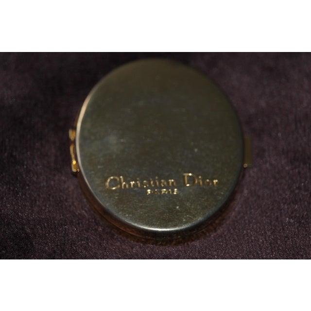 Oval Gilt Compact Pocket Mirror from Christian Dior, 1980s For Sale - Image 13 of 15