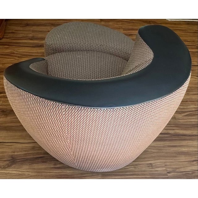 Directional Beautiful Vintage Nautilus Swivel Chair and Ottoman/Footrest From Directional Designed by Vladimir Kagan For Sale - Image 4 of 12