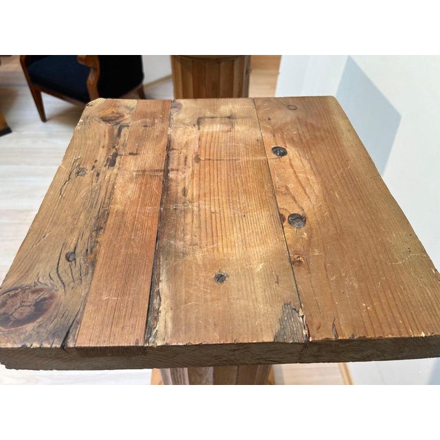 Large French Neoclassical Columns in Pine Wood, 1910, Set of 2 For Sale - Image 15 of 18