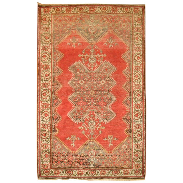 Vintage Persian Malayer rug in reds and brown, circa 1940. Measures: 4' x 6'3''.