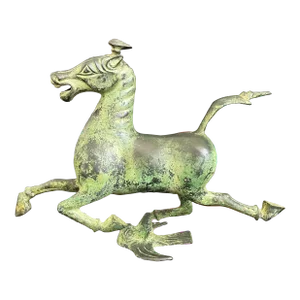 Replica of the 2nd Century Chinese Flying Horse on Swallow Bronze Sculpture
