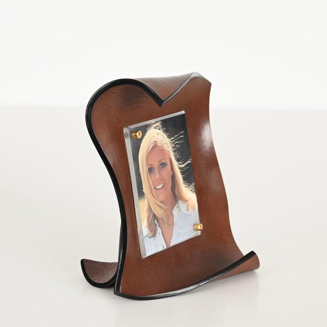 Mid-Century Italian Curved Leather Picture Frame by Adnet, Italy, 1970s For Sale - Image 14 of 15