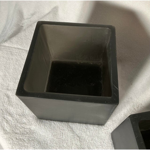 1980s Pair Vintage Martha Sturdy Resin Cube Charcoal Grey Vases For Sale - Image 5 of 12