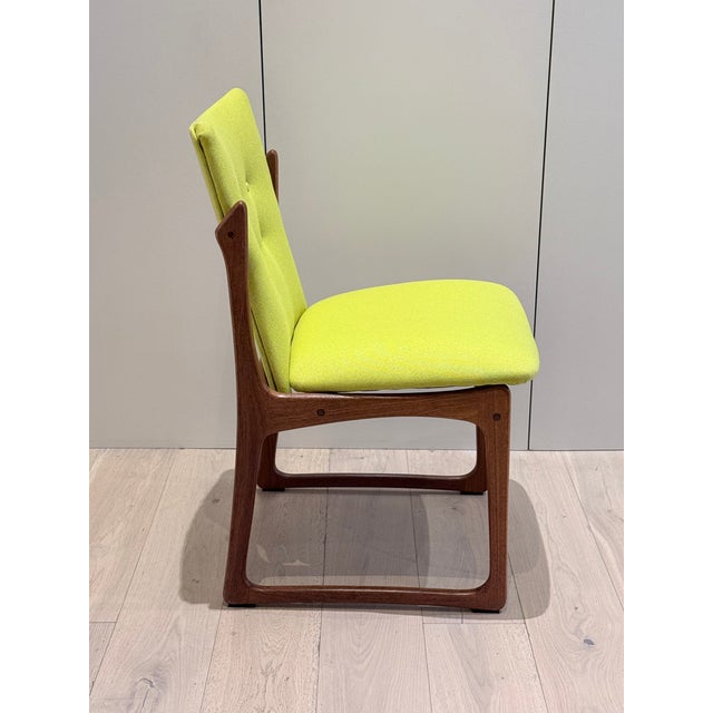 Mid 20th Century Mid-Century Modern Danish Teak Dining Chairs Attributed to Vamdrup Stolefabrik, 1960s, Maharam Meld Chartreuse — Set of 4 For Sale - Image 5 of 8
