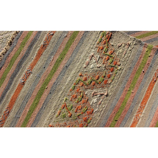 Mid 20th Century Vintage Turkish Kilim Runner With a Stripe and Modern Design For Sale - Image 10 of 11