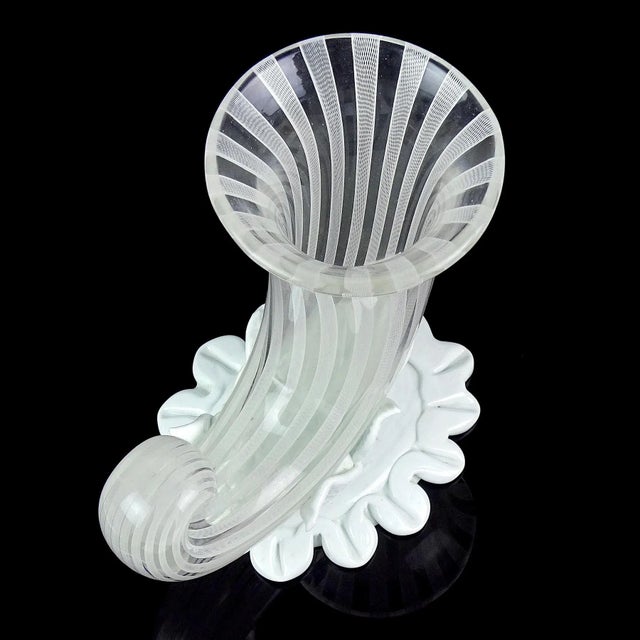 Murano Vintage Venini Bianconi Murano Signed Zanfirico Ribbons Pasta White Italian Art Glass Cornucopia Vase For Sale - Image 4 of 12