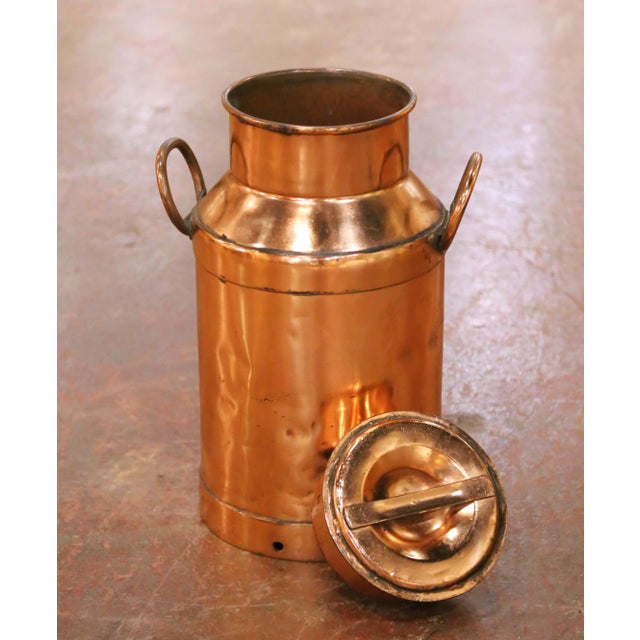 Metal 19th Century French Polished Copper Milk Can With Lid and Handles For Sale - Image 7 of 9