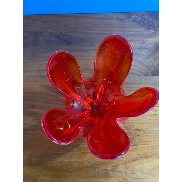 1960s Mid-Century Modern Amberina Colored Glass Dish For Sale - Image 5 of 11