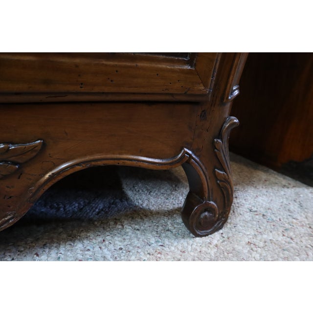 Rare 18th Century Regence Walnut Commode From Bordeaux, France C. 1750 With Satin Lined Drawers For Sale In Portland, OR - Image 6 of 9