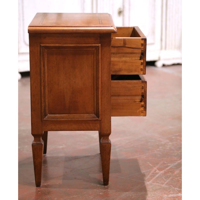 Pair of 20th C. Louis XVI Style Inlaid Walnut Nightstands With Parquetry Detail For Sale In Dallas - Image 6 of 11