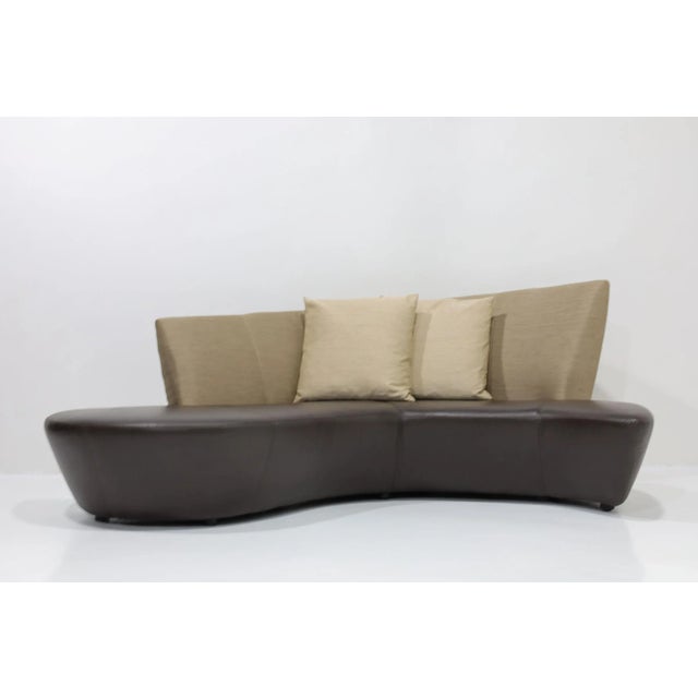 Vladimir Kagan Bilboa Sofa in Silk and Leather For Sale In Dallas - Image 6 of 7