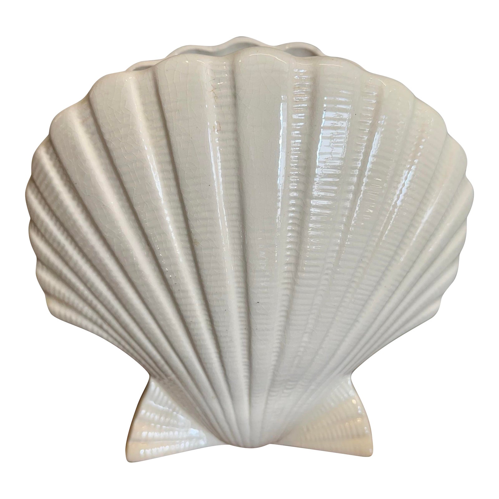 Midcentury Shell Shaped Vase | Chairish