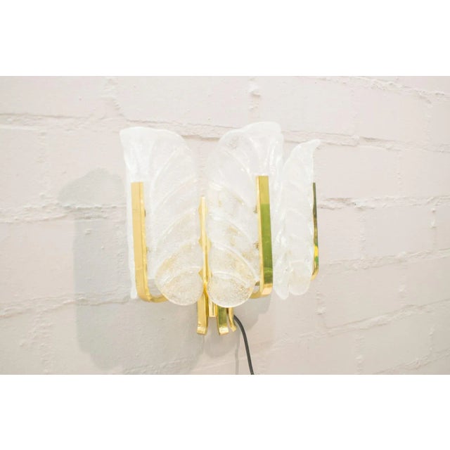 Mid-Century Modern Glass Leaves & Brass Wall Lamp in the Style of Carl Fagerlund for Orrefors, 1960s For Sale - Image 3 of 15