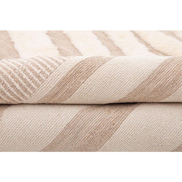 Contemporary Hand-Knotted Wool Rug by Azele Studio For Sale - Image 3 of 10