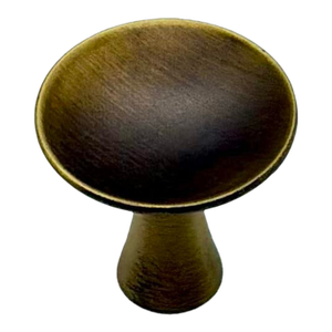 Hickory Chair Sm Knob Antique Brass.