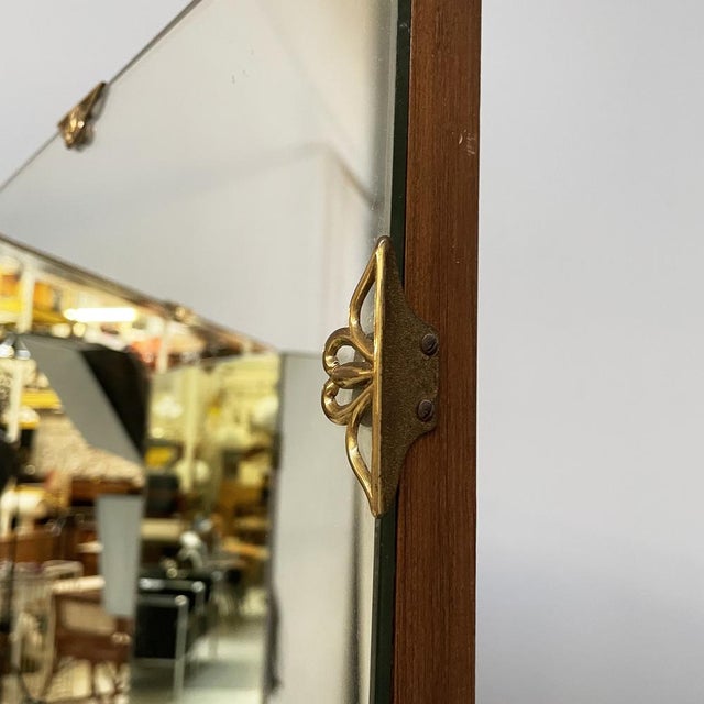 Mid-Century Modern Italian Free-Standing Mirror with Three Wooden Doors, 1960s For Sale - Image 11 of 18