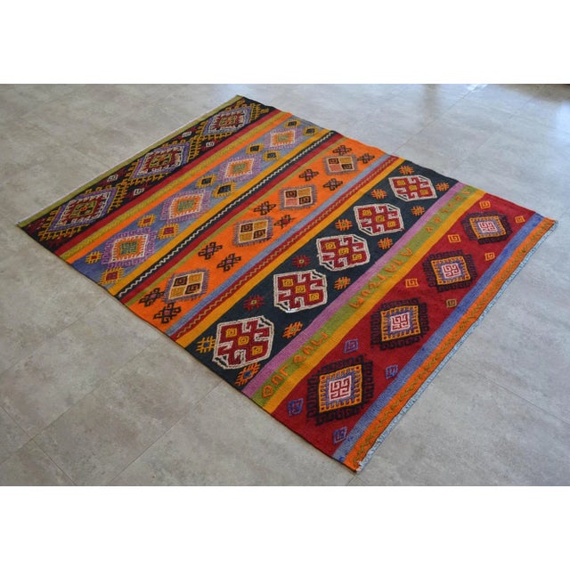 Turkish Kilim Jajim Rug. Hand woven braided area rug made of wool on cotton. Used, in very good condition. Age appropriate...