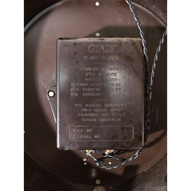 Bauhaus Double-Sided Station Clock from Gents of Leicester, England, 1940s For Sale - Image 3 of 16