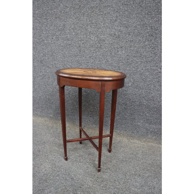 1990s Edwardian Style Mahogany Parquetry Top Cocktail Table With Shell Inlay For Sale - Image 5 of 11