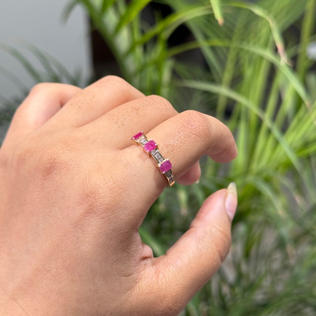 14k Gold Emerald-Cut Ruby & Baguette Diamond Modern Band Ring Size 9 For Sale In New York - Image 6 of 18