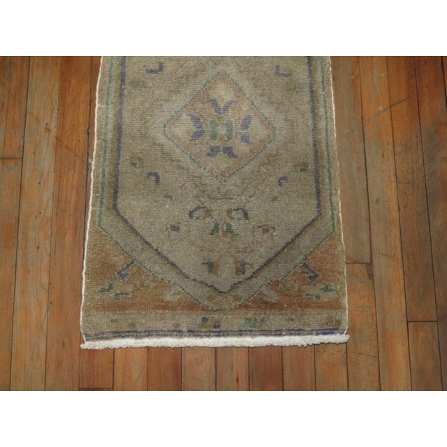 Turkish Peach Turkish Yastik rug no. y1715 For Sale - Image 3 of 3
