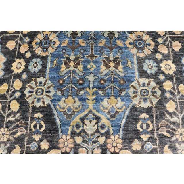 1990s Southwestern Heriz Ziegler Gray Blue Hand-Knotted Rug - 3'10'' X 5'10'' For Sale - Image 5 of 8