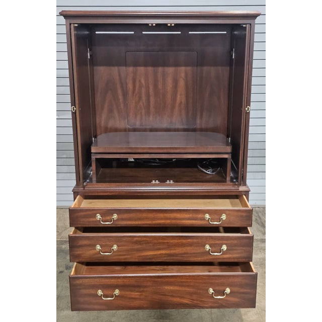 Late 20th Century Henkel Harris Solid Mahogany Chifforobe Armoire Tv High Chest For Sale In Cleveland - Image 6 of 11