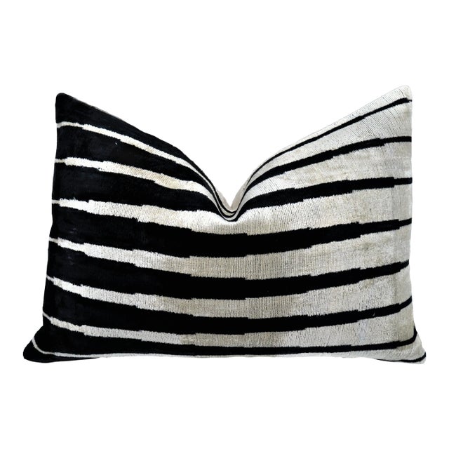 Contemporary Black and White Velvet Throw Pillow & Down Insert For Sale